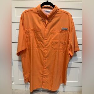 Columbia Men's Orange Button Down Shirt. PFG. Large. Tamiami style. Like new!